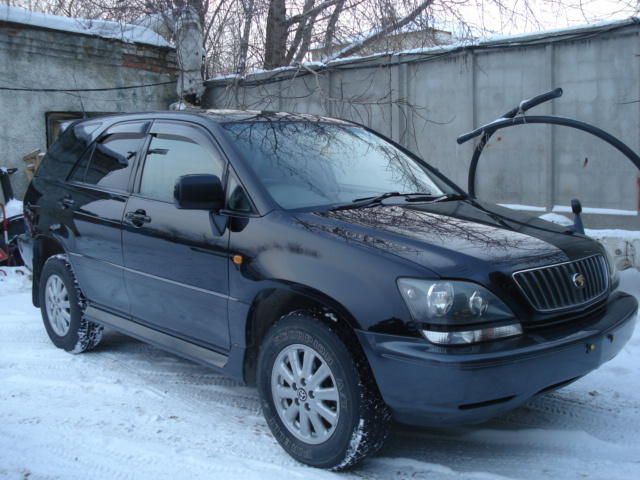 1998 Toyota Harrier