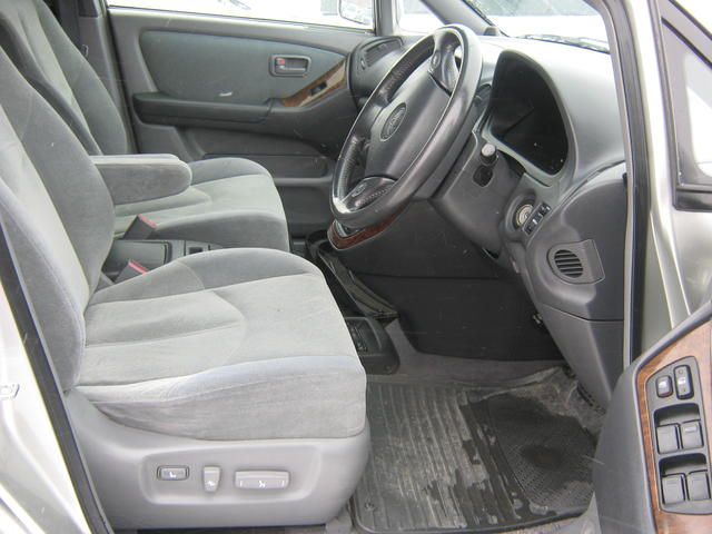 1998 Toyota Harrier