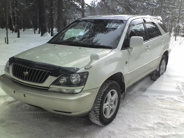 1998 Toyota Harrier