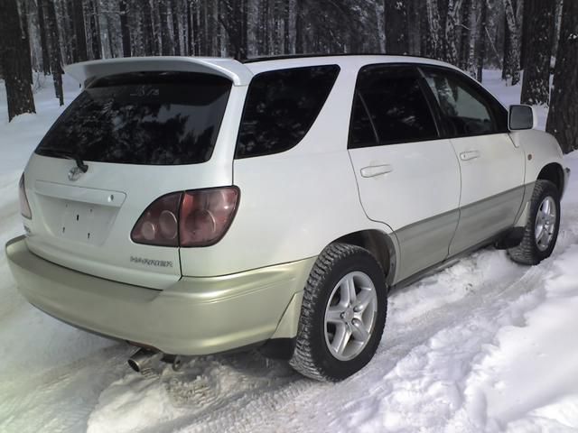 1998 Toyota Harrier