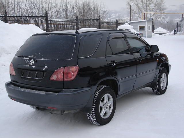 1998 Toyota Harrier