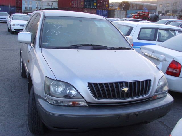 1998 Toyota Harrier