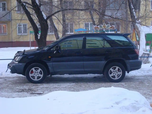 1998 Toyota Harrier