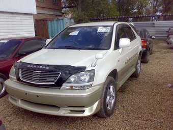 1998 Toyota Harrier