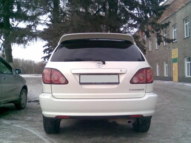 1998 Toyota Harrier