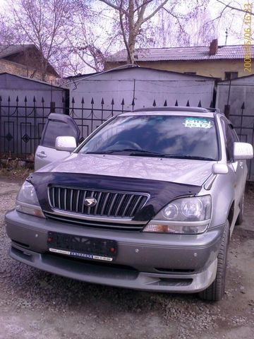 1998 Toyota Harrier