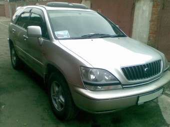 1998 Toyota Harrier