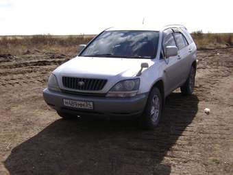 1998 Toyota Harrier