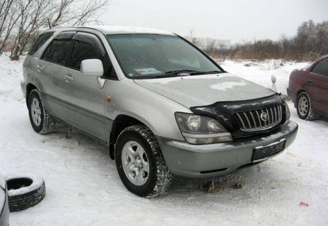 1998 Toyota Harrier