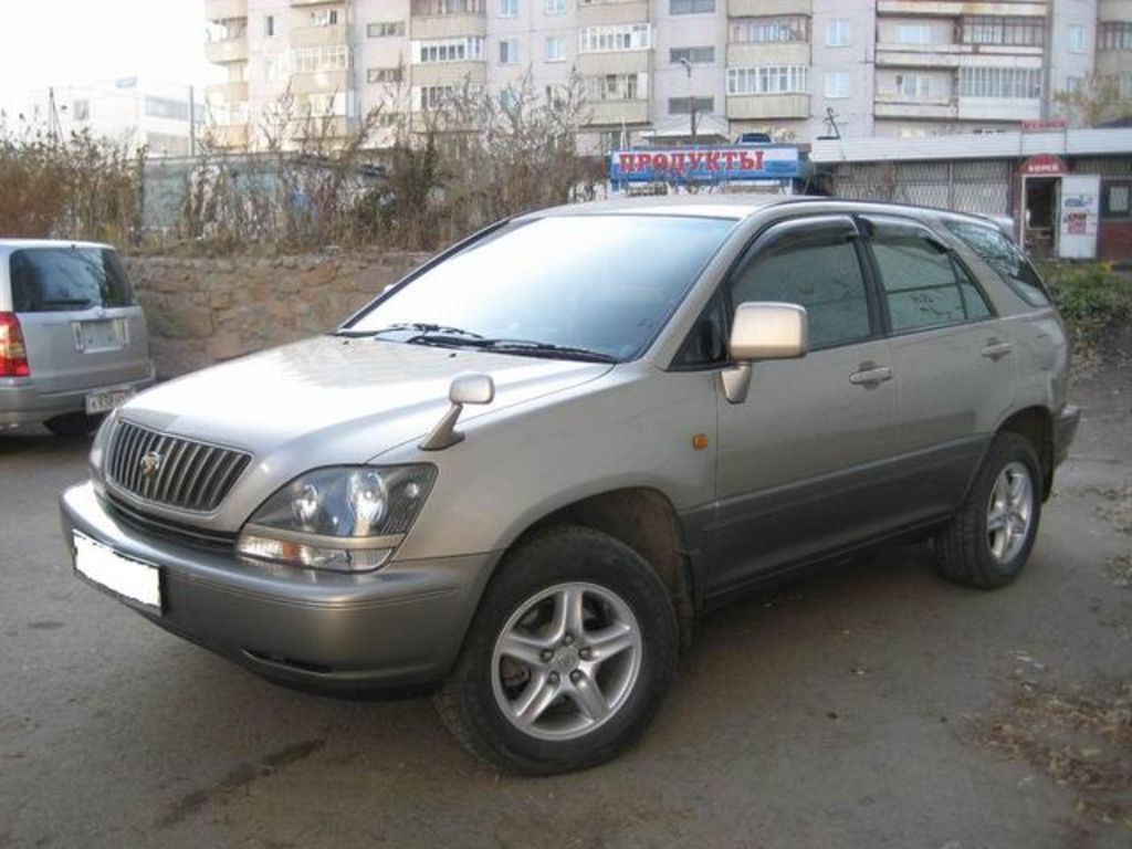 1998 Toyota Harrier