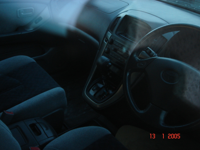 1998 Toyota Harrier Pictures