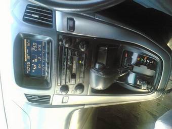 1998 Toyota Harrier Pictures