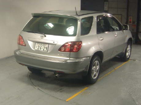 1998 Toyota Harrier Pictures