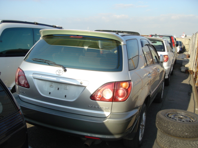 1998 Toyota Harrier Photos