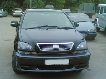 1998 Toyota Harrier Photos