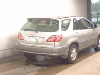 1998 Toyota Harrier Pictures