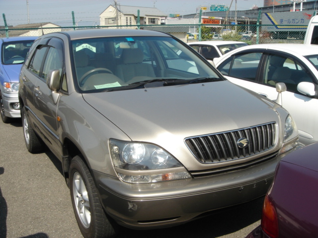 1998 Toyota Harrier Pictures