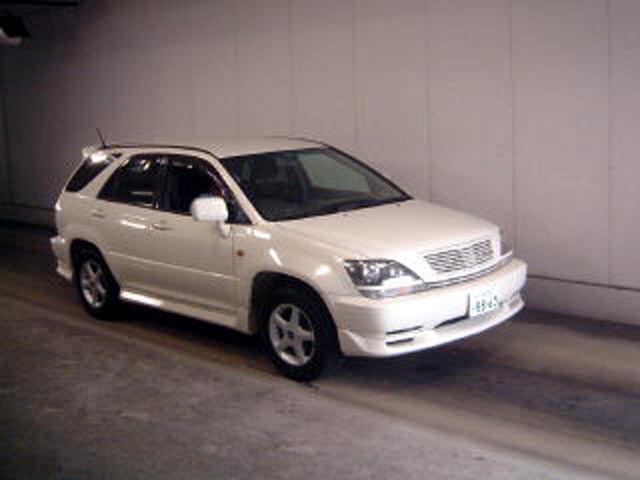 1998 Toyota Harrier Pictures