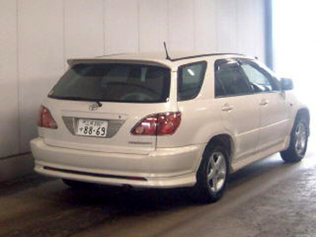 1998 Toyota Harrier Pics