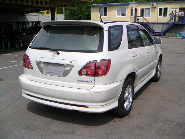 1998 Toyota Harrier Photos
