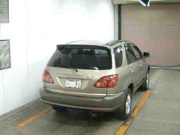 1998 Toyota Harrier Pictures