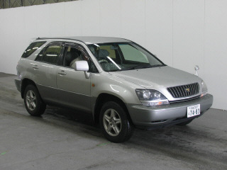 1998 Toyota Harrier Photos