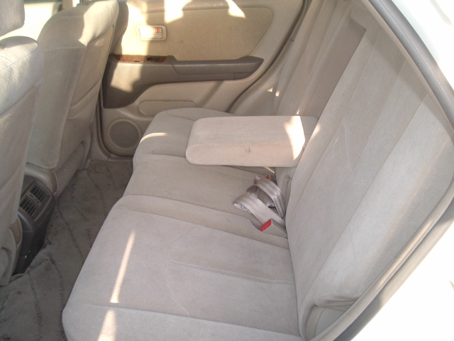 1998 Toyota Harrier Photos