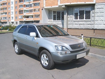 1998 Toyota Harrier