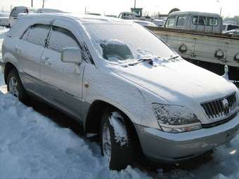 1998 Toyota Harrier Photos