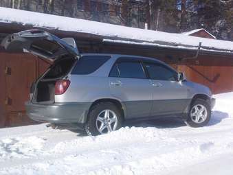 1998 Toyota Harrier Pics