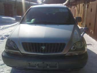 1998 Toyota Harrier Photos