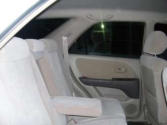 1998 Toyota Harrier Photos