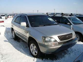 1998 Toyota Harrier Pics