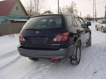 1998 Toyota Harrier Images