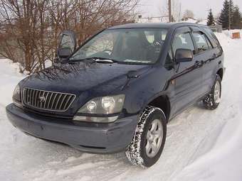 1998 Toyota Harrier Photos