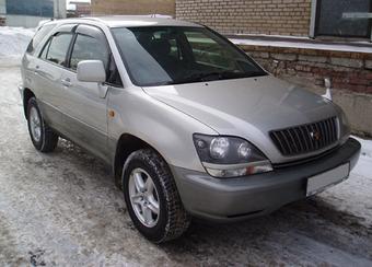 1999 Toyota Harrier