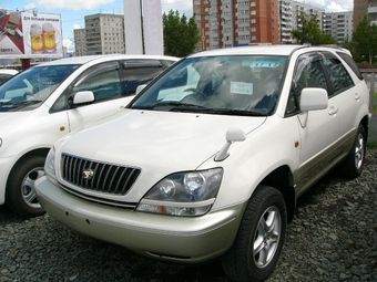 1999 Toyota Harrier