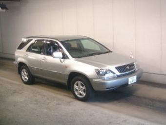1999 Toyota Harrier
