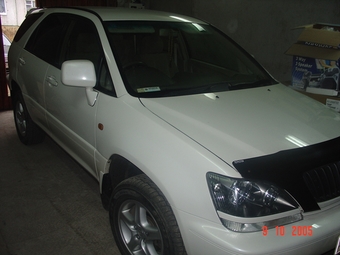 1999 Toyota Harrier