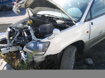 1999 Toyota Harrier