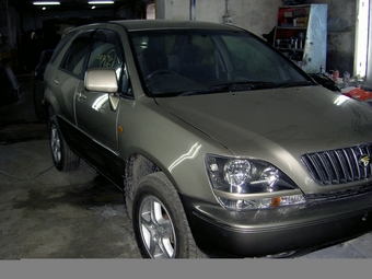 1999 Toyota Harrier