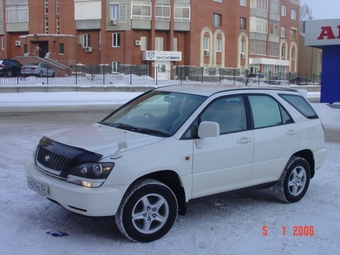 1999 Toyota Harrier