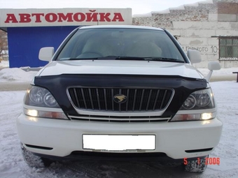 1999 Toyota Harrier