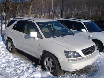 1999 Toyota Harrier