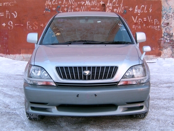 1999 Toyota Harrier