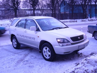 1999 Toyota Harrier