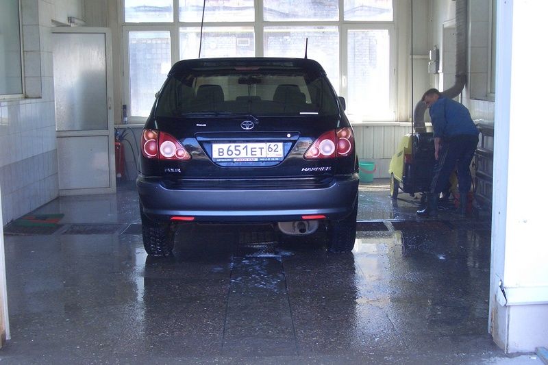 1999 Toyota Harrier