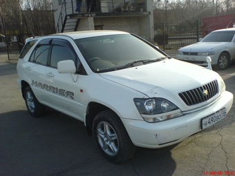 1999 Toyota Harrier