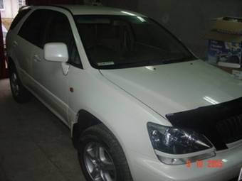 1999 Toyota Harrier