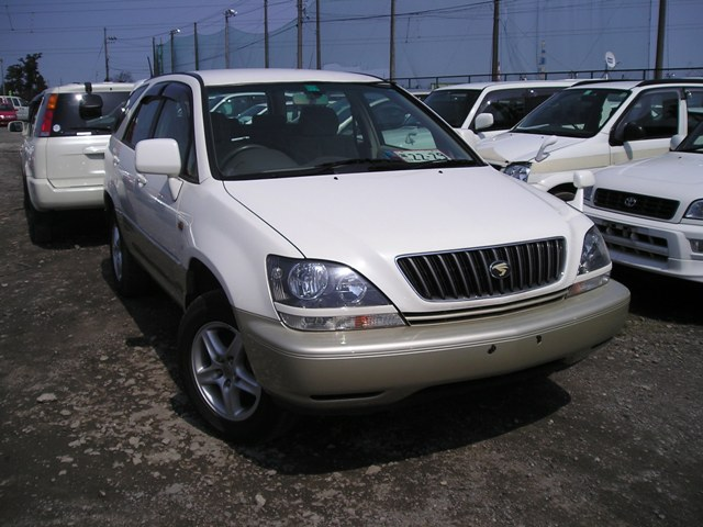 1999 Toyota Harrier